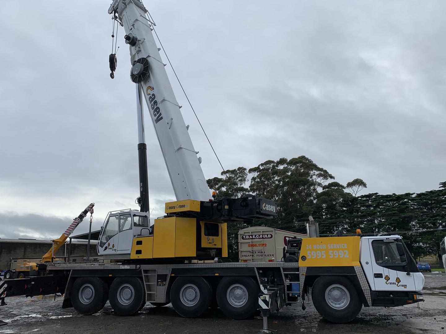 Casey Crane Hire mobile crane in operation